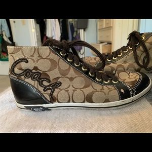 Coach Hi Top Sz 9 Signature Fabric Sneakers